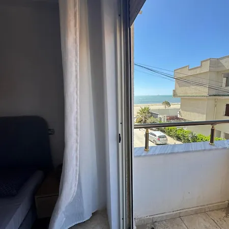 Seafront Bliss By Albaniahome Apartman *